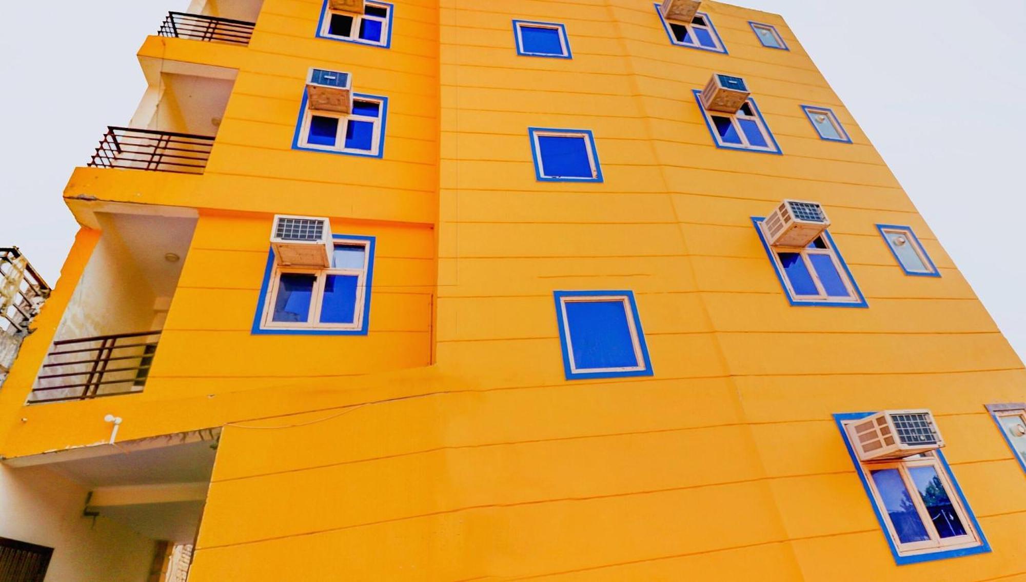 Hotel O Urban Wings Neu-Delhi Exterior foto